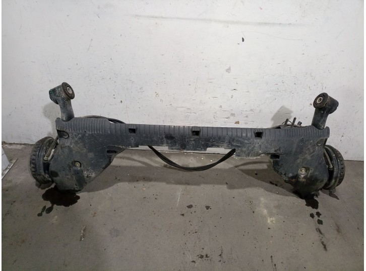 Recambio de puente trasero para dacia sandero iii 1.0 tce 90 referencia OEM IAM 555019781R 555019781R 