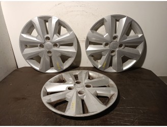 Recambio de tapacubos para dacia sandero iii 1.0 tce 90 referencia OEM IAM 403159666R R15 