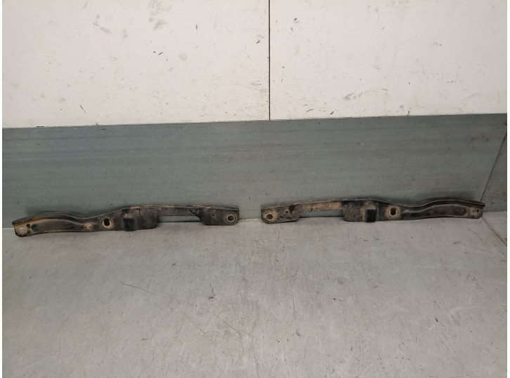 Recambio de refuerzo paragolpes delantero para subaru forester s10 (sf) 2.0 cat referencia OEM IAM 57798FC000 57798FC000 