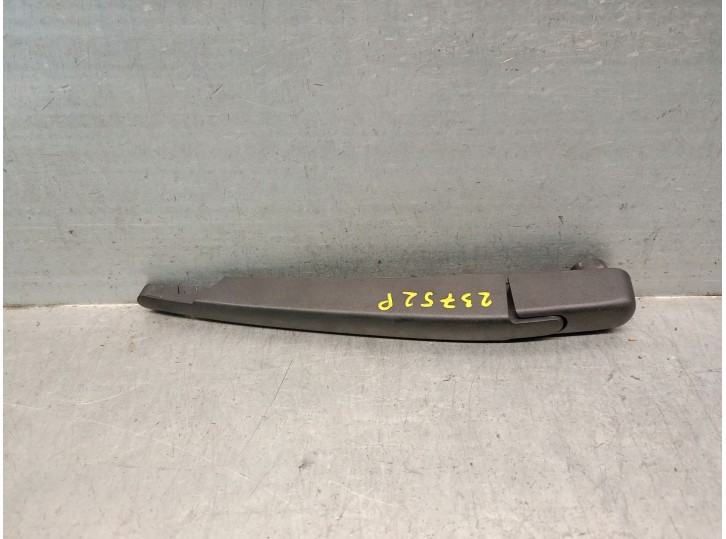 Recambio de brazo limpia trasero para dacia sandero iii 1.0 tce 90 referencia OEM IAM 287815304R 287815304R 