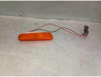 Recambio de piloto lateral derecho para volvo s40 berlina 1.8 cat (1834 cm3) referencia OEM IAM 30859367 30613666 