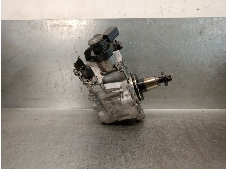 Recambio de bomba inyeccion para bmw serie 3 lim. (f30) 318d referencia OEM IAM 7823452 13518577648 0445010519 BOSCH