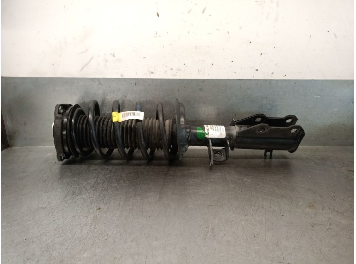 Replacement front right shock absorber for MG MG HS (AS23) 1.5 T (SAS23) OEM IAM reference 10671736 10671736 