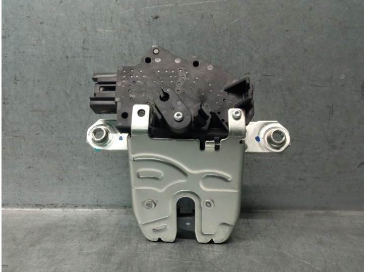 Replacement trunk / tailgate lock for MG MG HS (AS23) 1.5 T (SAS23) OEM IAM reference 10447821 20230922C 
