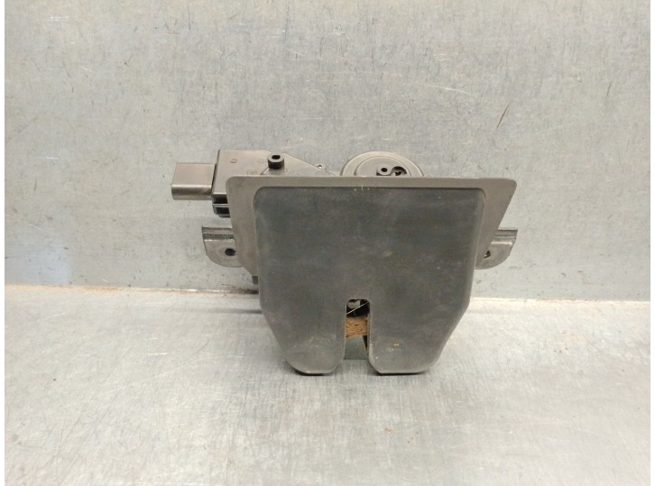 Recambio de cerradura maletero / porton para jeep compass (mp, m6, mv, m7) 2.0 crd 4x4 referencia OEM IAM 68247936AB 68247936AB 