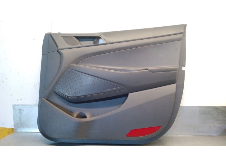 Recambio de guarnecido puerta delantera derecha para hyundai tucson (tl, tle) 1.7 crdi referencia OEM IAM 82302D7050TRY 82308D70