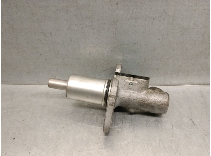 Recambio de bomba freno para audi a6 berlina (4b2) 2.5 v6 24v tdi cat (aym) referencia OEM IAM 8E0611021 8E0611021 ALTUR