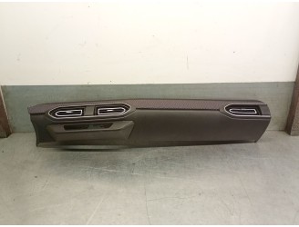 Recambio de rejilla aireadora para dacia sandero iii 1.0 tce 90 referencia OEM IAM 683101161R 683101161R 