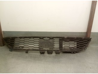 Recambio de rejilla paragolpes central para dacia sandero iii 1.0 tce 90 referencia OEM IAM 622543243R 622543243R 