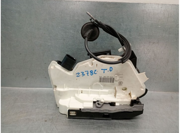 Recambio de cerradura puerta trasera derecha para volkswagen tiguan (5n_) 2.0 tdi referencia OEM IAM 5N0839016G 5N0839016G 