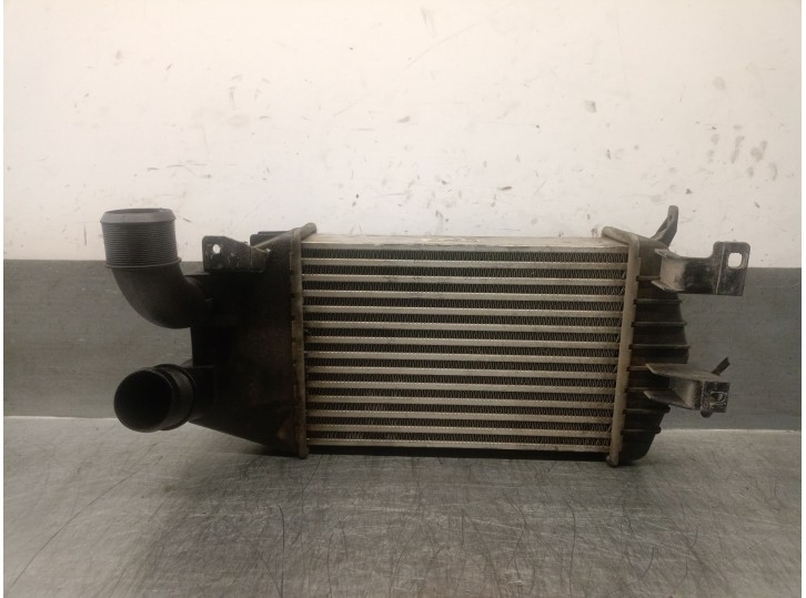 Recambio de intercooler para opel astra gtc 1.9 16v cdti cat (z 19 dth / lrd) referencia OEM IAM 13240831 