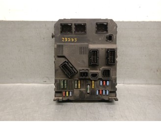Recambio de caja reles / fusibles para peugeot 407 2.2 cat referencia OEM IAM 9655708480 SIEMENS