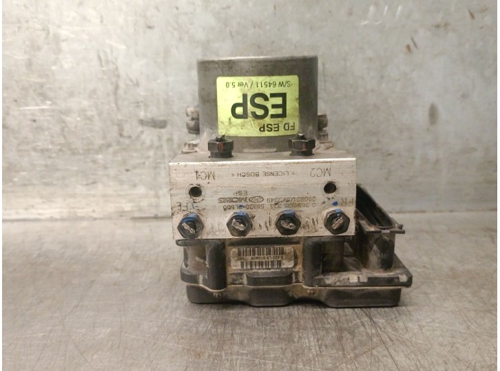 Recambio de abs para hyundai i30 1.6 crdi cat referencia OEM IAM 589202L500 589202L500 0265235333 MOBIS (BOSCH)