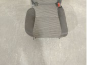 Recambio de asientos trasero derecho para peugeot partner kasten 1.6 16v hdi referencia OEM IAM 8846X1 8846X1 