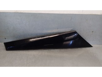 Recambio de molduras traseras para peugeot 2008 ii (ud_, us_, uy_, uj_, ur_, uc_) 1.2 puretech 100 referencia OEM IAM 9826305280