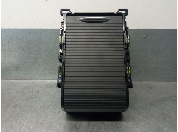 Recambio de consola central para mg mg hs (as23) 1.5 t (sas23) referencia OEM IAM 20230928 15E4E 