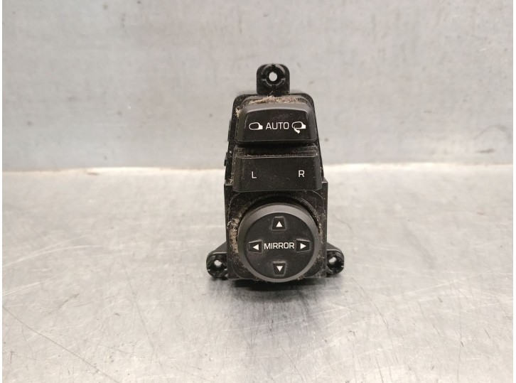 Recambio de mando retrovisor para hyundai tucson (tl, tle) 1.7 crdi referencia OEM IAM 93573D3000 