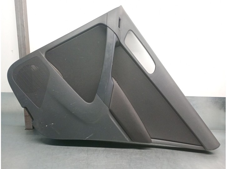Recambio de guarnecido puerta trasera derecha para volkswagen tiguan (5n_) 2.0 tdi referencia OEM IAM 5N0867212 5N0867212E 