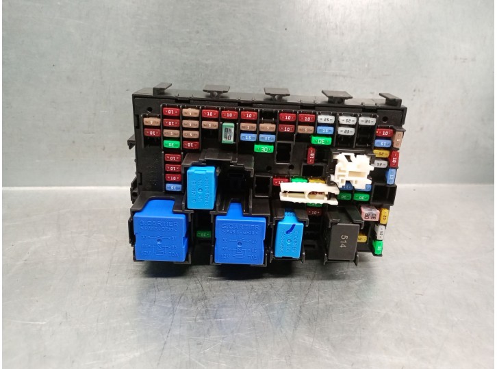 Recambio de caja reles / fusibles para renault captur ii (hf_) tce 90 (hfm6) referencia OEM IAM 243801284R 