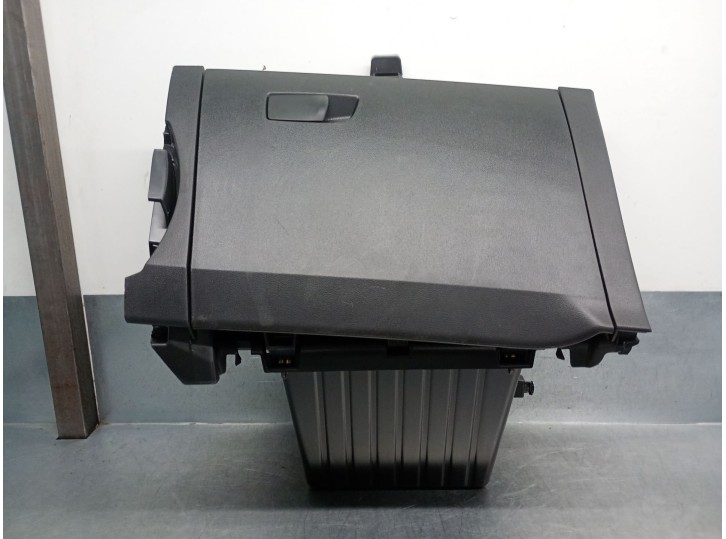 Recambio de guantera para renault captur ii (hf_) tce 90 (hfm6) referencia OEM IAM 685005441R 685005441R 