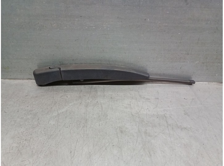 Recambio de brazo limpia trasero para ford puma 1.0 ecoboost cat referencia OEM IAM L1TB17406AA 2384085 