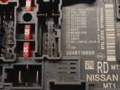 Recambio de caja reles / fusibles para dacia sandero iii 1.0 tce 90 referencia OEM IAM 284B71965R  