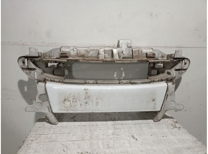 Recambio de panel frontal para smart coupe 1.0 cat referencia OEM IAM A4516270002CA8L A4516270002CA8L 