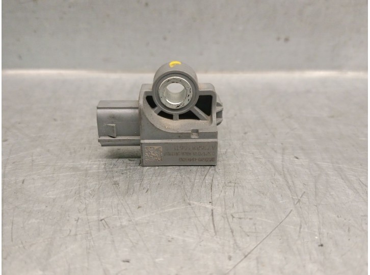 Recambio de sensor impacto para hyundai tucson (tl, tle) 1.7 crdi referencia OEM IAM 95920B4000  