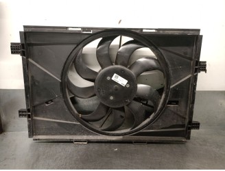 Recambio de electroventilador para fiat 500 (312_) electric (ev) referencia OEM IAM 52200309 52200310 MAHLE