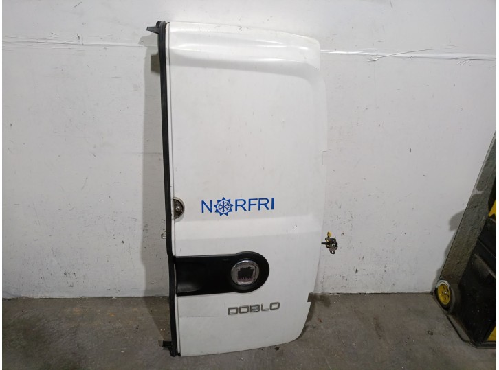 Recambio de puerta trasera derecha para fiat doblo 1.3 16v jtd cat referencia OEM IAM 51811378 51811378 