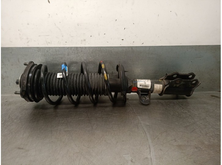 Replacement front left shock absorber for MG ZS SUV (AZS1) 1.0 T-GDI OEM IAM reference 10864607 10864607 