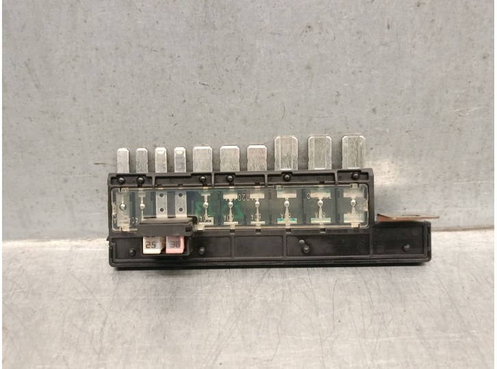 Recambio de caja reles / fusibles para hyundai tucson (tl, tle) 1.7 crdi referencia OEM IAM MG666097 