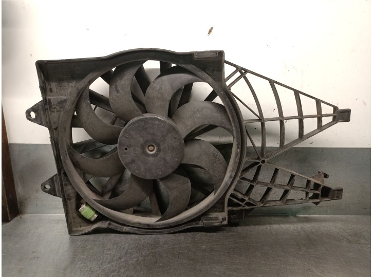 Recambio de electroventilador para fiat linea (323_, 110_) 1.6 d multijet referencia OEM IAM 51795414 51859160 