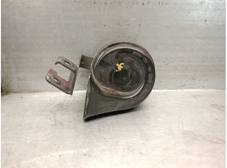 Recambio de claxon para hyundai tucson (tl, tle) 1.7 crdi referencia OEM IAM 96611D3000 96611D3000 