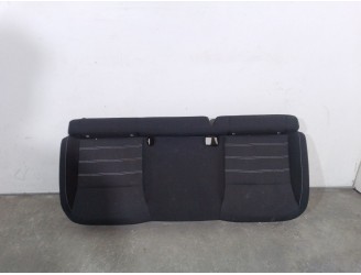 Recambio de asientos traseros para dacia sandero iii 1.0 tce 90 referencia OEM IAM 883115857R 883115857R 