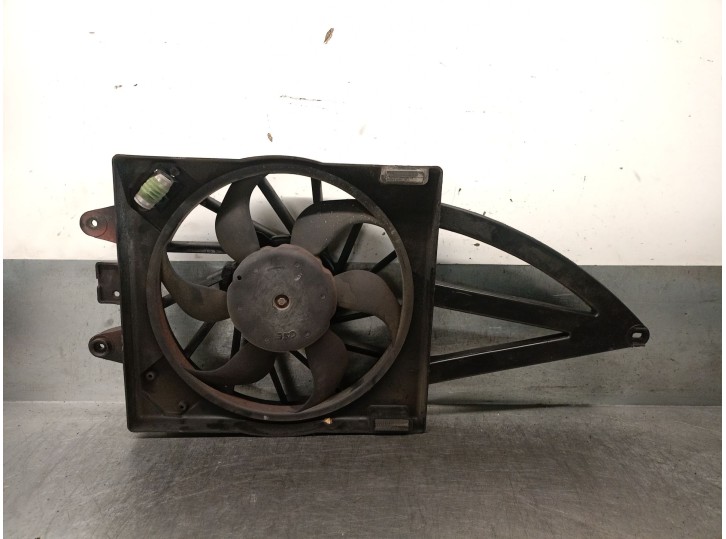 Recambio de electroventilador para fiat panda (169) 1.3 jtd cat referencia OEM IAM 51764536 51764534 VALEO
