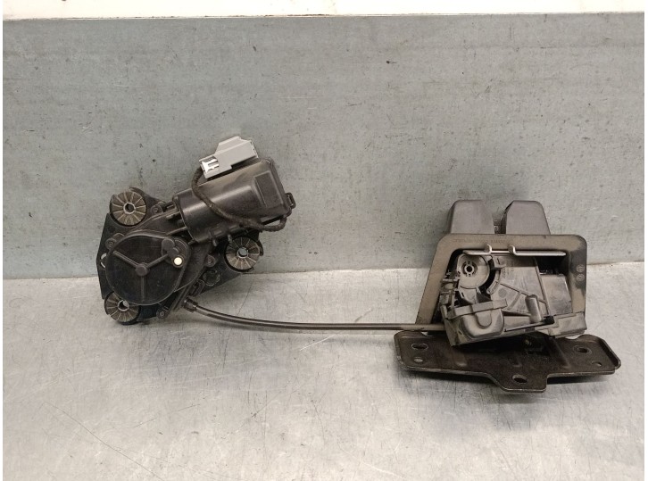 Recambio de cerradura maletero / porton para volvo xc40 (536) d4 awd referencia OEM IAM 32149889 32149889 