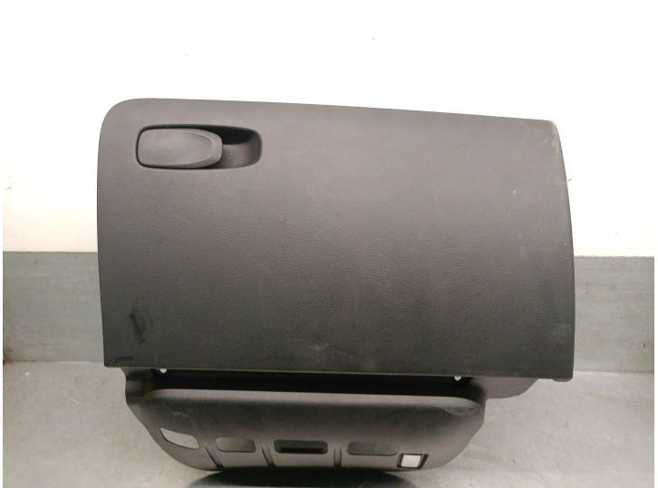 Recambio de guantera para volvo xc40 (536) d4 awd referencia OEM IAM 31477549 31477549 