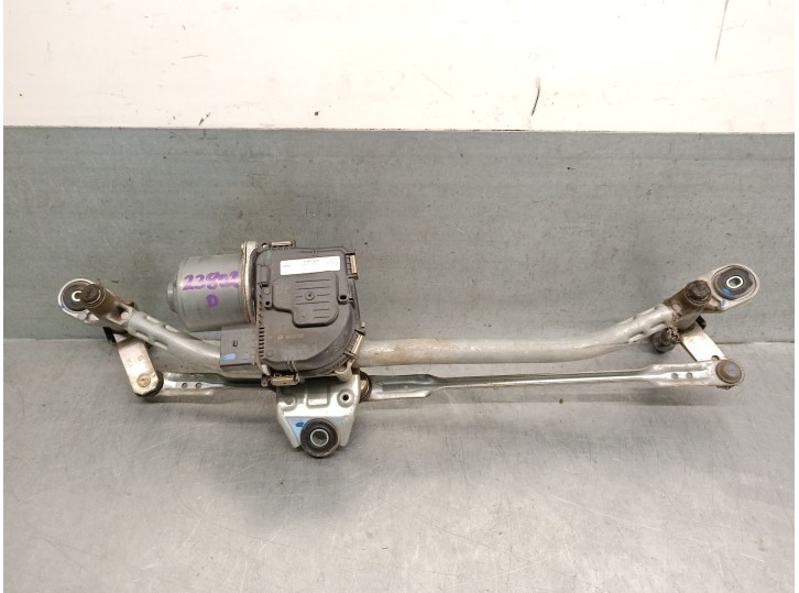 Recambio de motor limpia delantero para volvo xc40 (536) d4 awd referencia OEM IAM 31457299 31457299 BOSCH