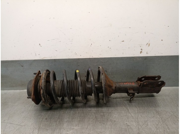 Replacement front right shock absorber for Hyundai Accent (LC) 1.5 CRDi CAT OEM IAM reference 5466025850 5466025850 