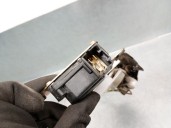 Recambio de cerradura puerta delantera derecha para hyundai accent (lc) 1.5 crdi cat referencia OEM IAM 8132025030 8132025030 