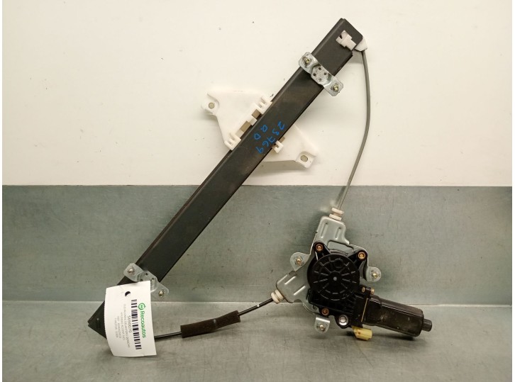 Recambio de elevalunas delantero derecho para hyundai accent (lc) 1.5 crdi cat referencia OEM IAM 8240425010 8240425010 