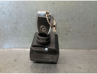 Recambio de conmutador de arranque para mercedes-benz clase c (w204) c 300 4-matic (204.081) referencia OEM IAM A2079057201 A204