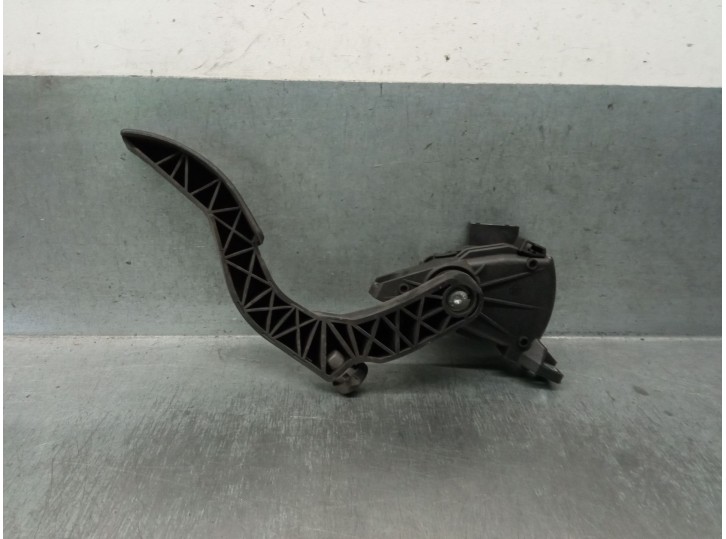 Recambio de potenciometro pedal para audi a4 b6 descapotable (8h7) 1.8 t referencia OEM IAM 6PV00837500 8E1723523J 