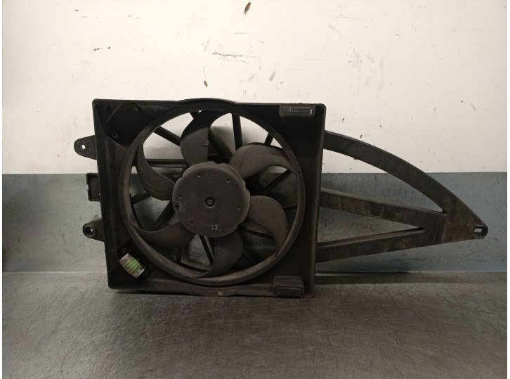 Recambio de electroventilador para fiat panda (169) 1.2 cat referencia OEM IAM 51764532 51764532 VALEO