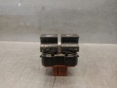 Replacement front left window lift switch for Dacia Sandero III 1.0 TCe 90 OEM IAM reference 254113300R 254113300R 