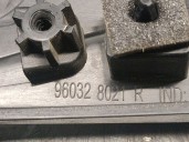Recambio de molduras traseras para dacia sandero iii 1.0 tce 90 referencia OEM IAM 960328021R 960328021R 
