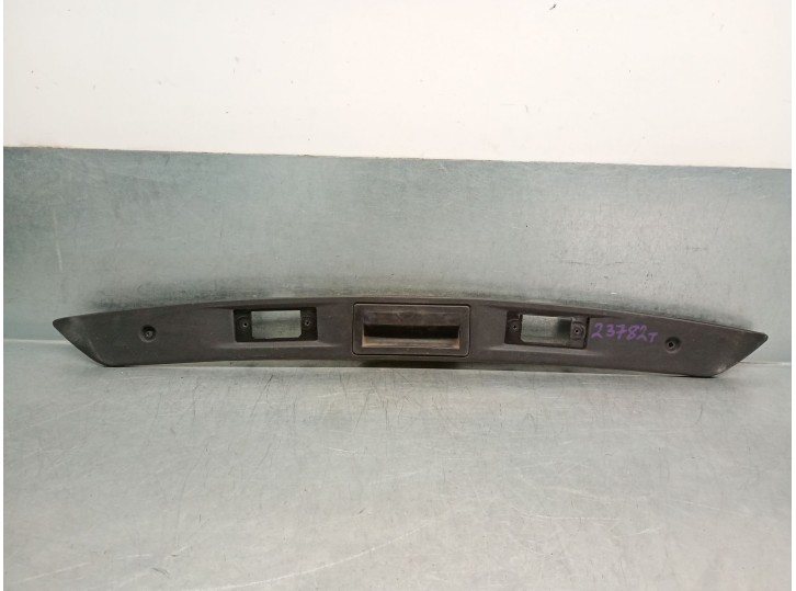 Recambio de maneta exterior porton para volkswagen tiguan (5n_) 2.0 tdi referencia OEM IAM 5N0827335F 5N0827566T 