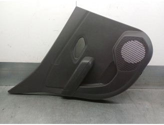 Recambio de guarnecido puerta trasera izquierda para dacia sandero iii 1.0 tce 90 referencia OEM IAM 829A10401R 829A05886R 