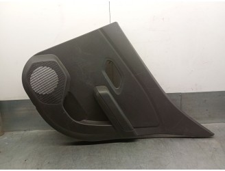 Recambio de guarnecido puerta trasera derecha para dacia sandero iii 1.0 tce 90 referencia OEM IAM 829A03380R 829A16245R 